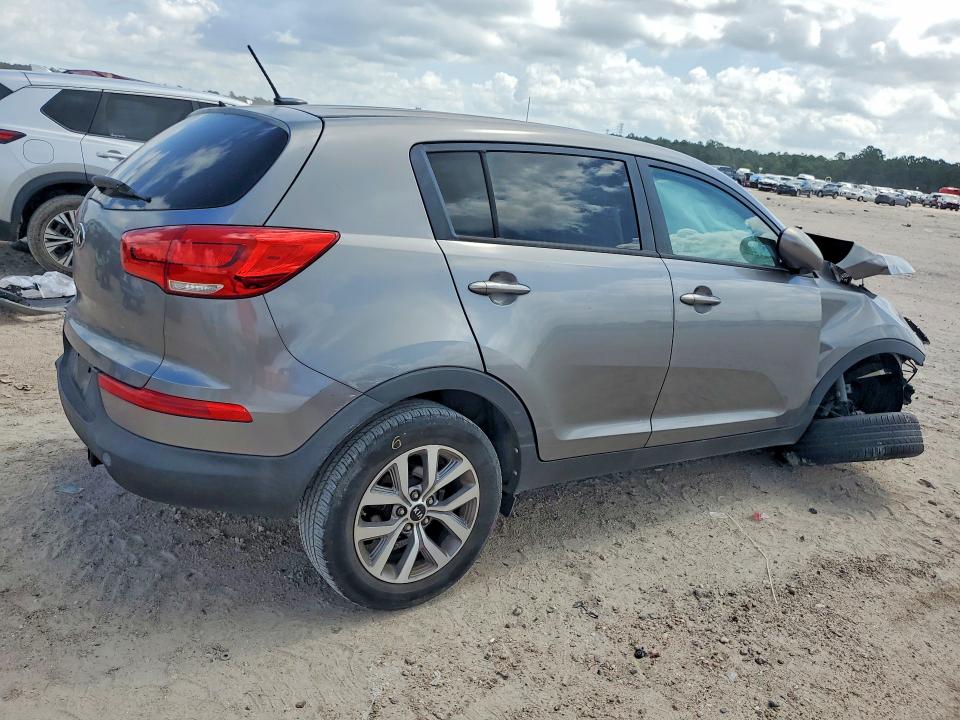 56715716 :رقم المزاد ، KNDPB3AC4F7775890 vin ، 2015 Kia Sportage مزاد بيع