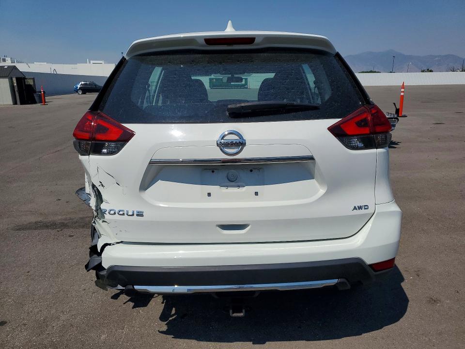 2017 Nissan Rogue მანქანა იყიდება აუქციონზე, vin: KNMAT2MV6HP576983, აუქციონის ნომერი: 58407326