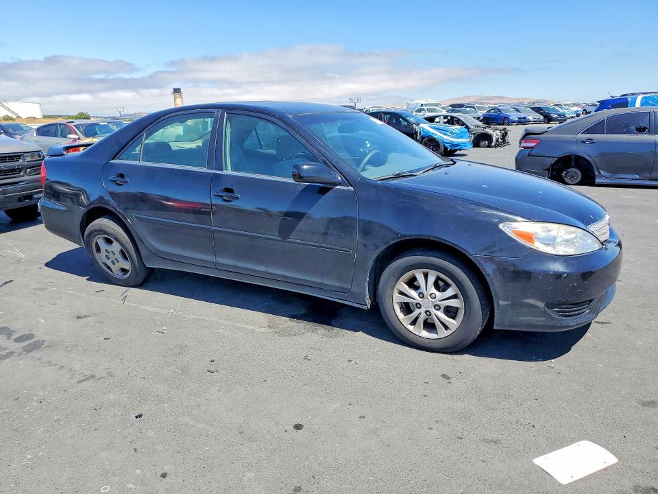 58510176 :رقم المزاد ، 4T1BF30K94U074781 vin ، 2004 Toyota Camry مزاد بيع