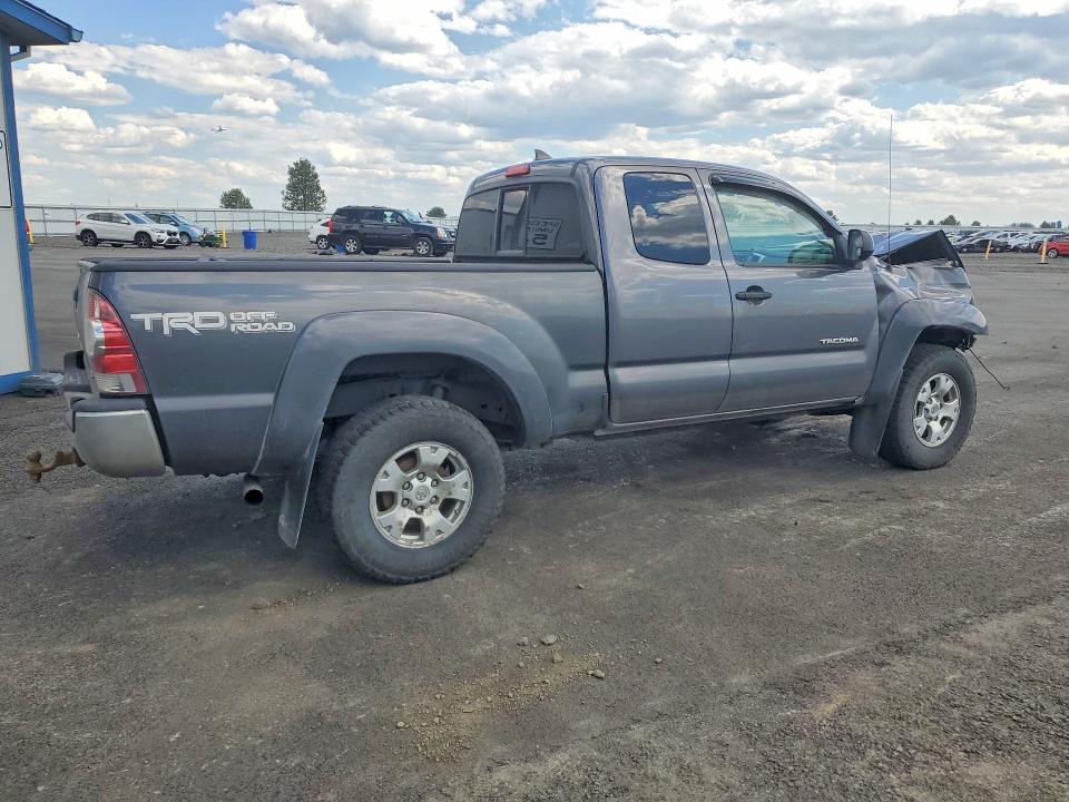 Продажа на аукционе авто 2015 Toyota Tacoma, vin: 5TFUU4ENXFX113178, номер лота: 57755696