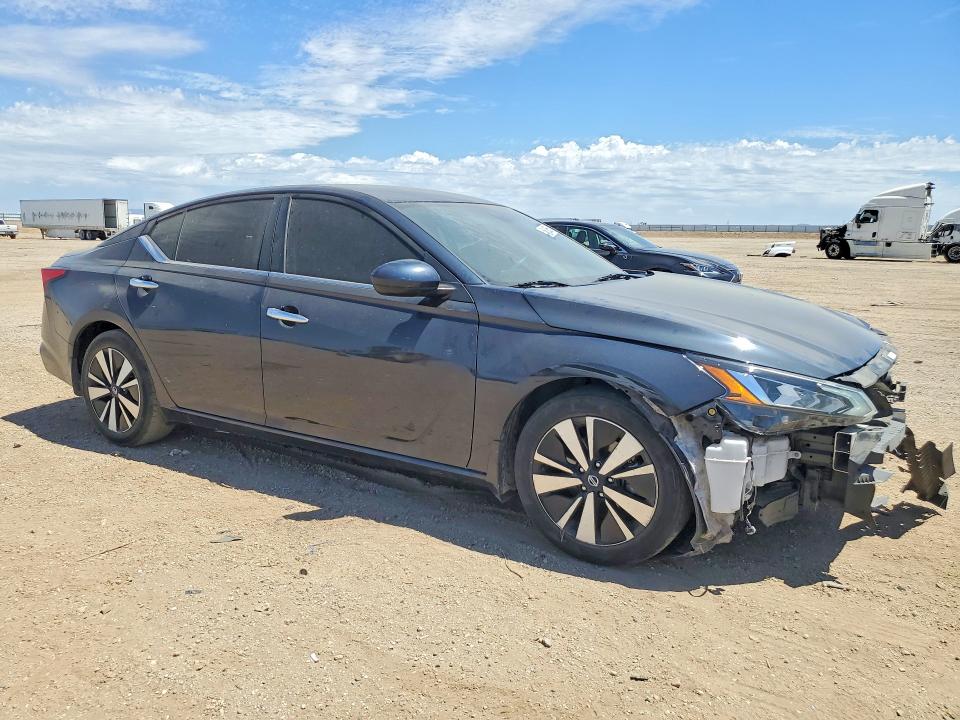 58618956 :رقم المزاد ، 1N4BL4DV1NN311014 vin ، 2022 Nissan Altima مزاد بيع