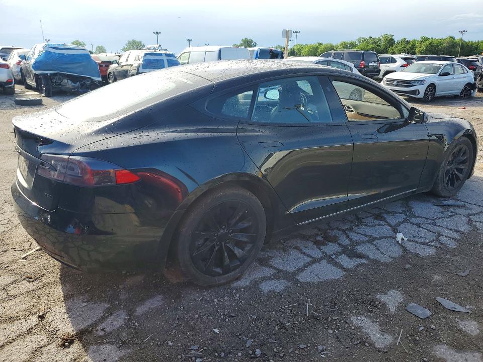 56759066 :رقم المزاد ، 5YJSA1E29HF207294 vin ، 2017 Tesla Model S مزاد بيع