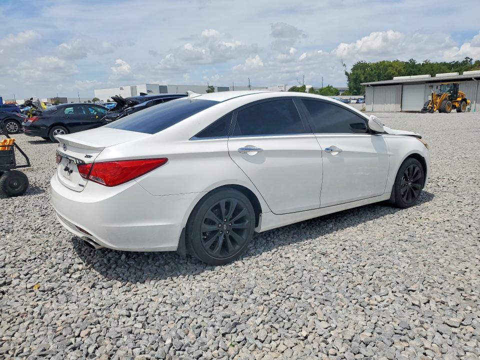 57668036 :رقم المزاد ، 5NPEC4AB5BH239540 vin ، 2011 Hyundai Sonata مزاد بيع