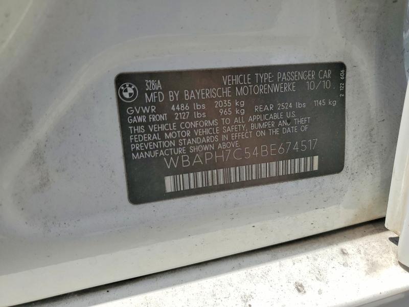 56331516 :رقم المزاد ، WBAPH7C54BE674517 vin ، 2011 Bmw 328 مزاد بيع