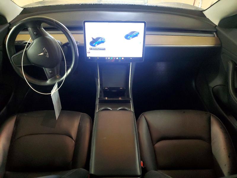 57707156 :رقم المزاد ، 5YJ3E1EAXJF013699 vin ، 2018 Tesla Model 3 مزاد بيع