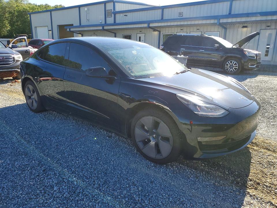 2022 Tesla Model 3 მანქანა იყიდება აუქციონზე, vin: 5YJ3E1EB6NF272897, აუქციონის ნომერი: 54756266