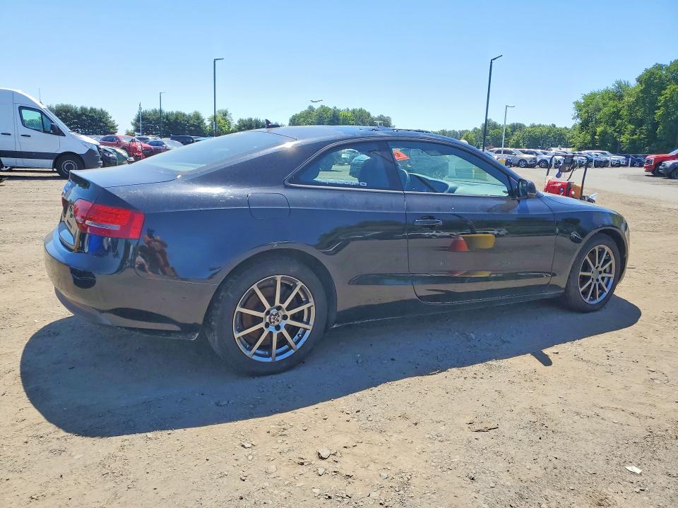 2011 Audi A5 მანქანა იყიდება აუქციონზე, vin: WAURFAFR0BA071212, აუქციონის ნომერი: 56290036