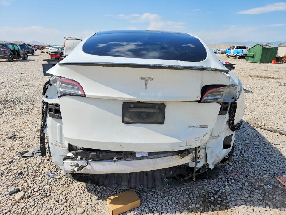 Продажа на аукционе авто 2021 Tesla Model Y, vin: 5YJYGDEF2MF140898, номер лота: 57966076