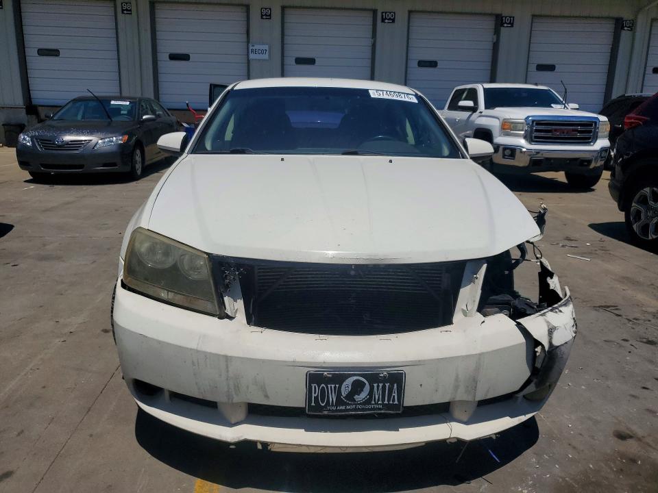 57469876 :رقم المزاد ، 1B3CC5FB7AN217173 vin ، 2010 Dodge Avenger مزاد بيع