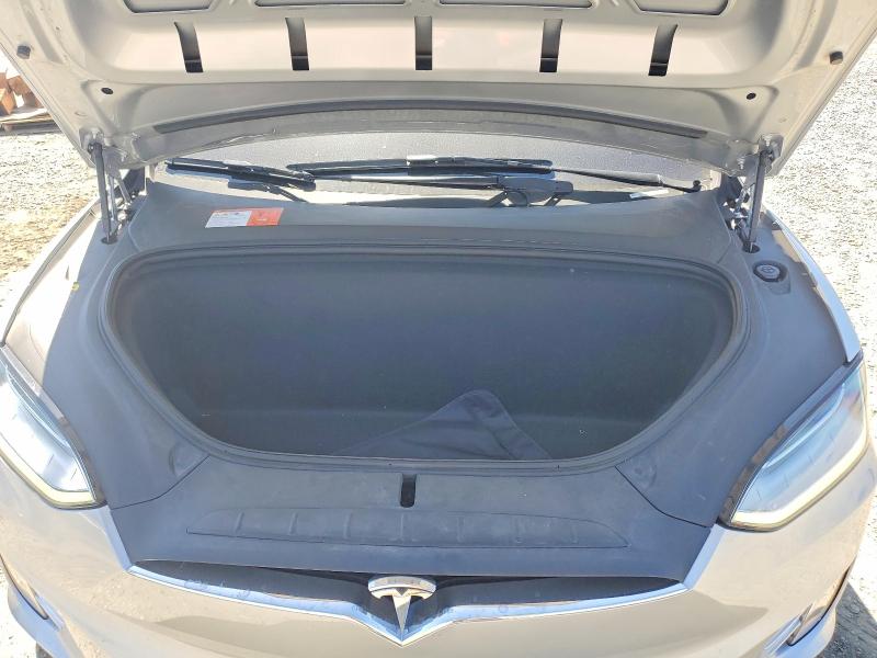 Продаж на аукціоні авто 2017 Tesla Model X, vin: 5YJXCDE22HF072547, номер лоту: 57360196