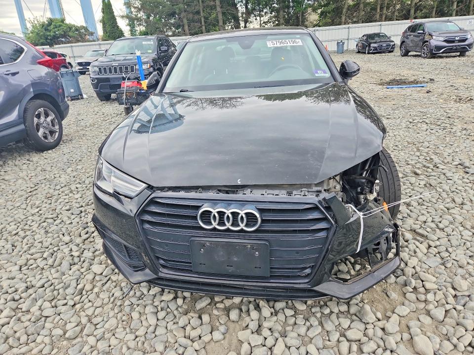 Продаж на аукціоні авто 2019 Audi A4, vin: WAUGMAF43KA120792, номер лоту: 57965196