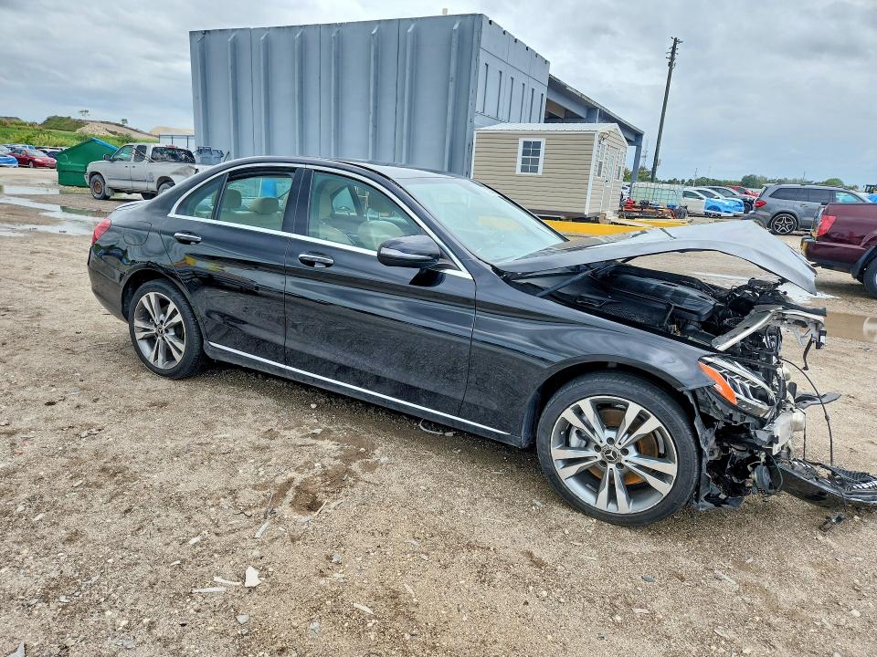 56223516 :رقم المزاد ، 55SWF8EB5KU293267 vin ، 2019 Mercedes-benz C مزاد بيع