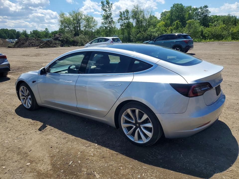 Продажа на аукционе авто 2018 Tesla Model 3, vin: 5YJ3E1EB5JF087654, номер лота: 57821036