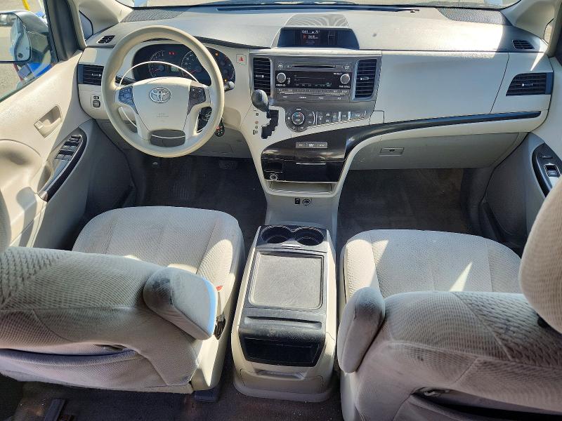 56645686 :رقم المزاد ، 5TDKK3DC0DS342981 vin ، 2013 Toyota Sienna مزاد بيع