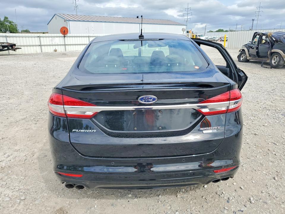 56612956 :رقم المزاد ، 3FA6P0VP6HR245561 vin ، 2017 Ford Fusion مزاد بيع