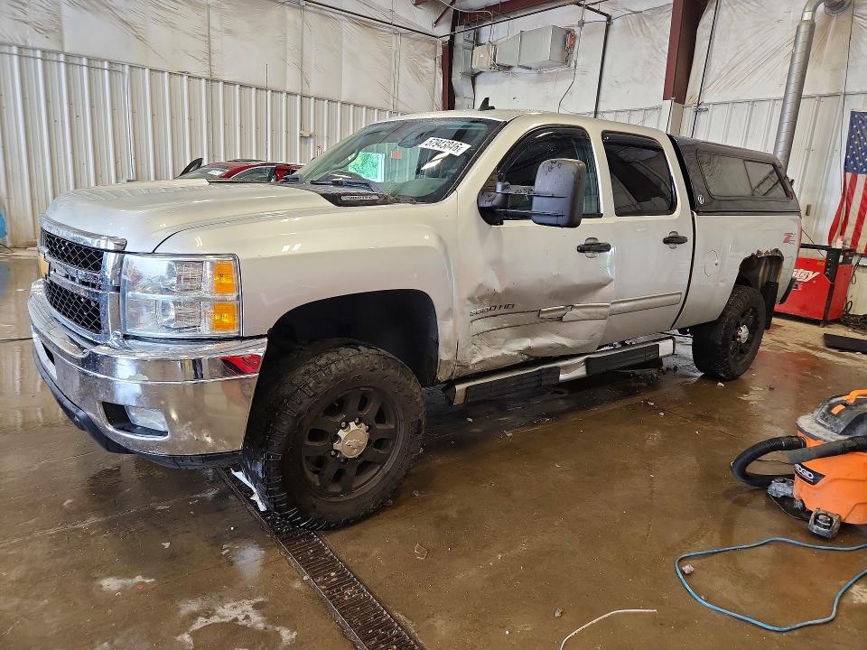 2014 Chevrolet Silverado მანქანა იყიდება აუქციონზე, vin: 1GC1KXCG2EF170249, აუქციონის ნომერი: 57943846