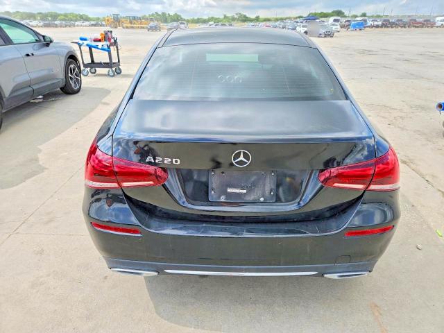 2022 Mercedes-benz A მანქანა იყიდება აუქციონზე, vin: W1K3G4EB4NJ351334, აუქციონის ნომერი: 56318146