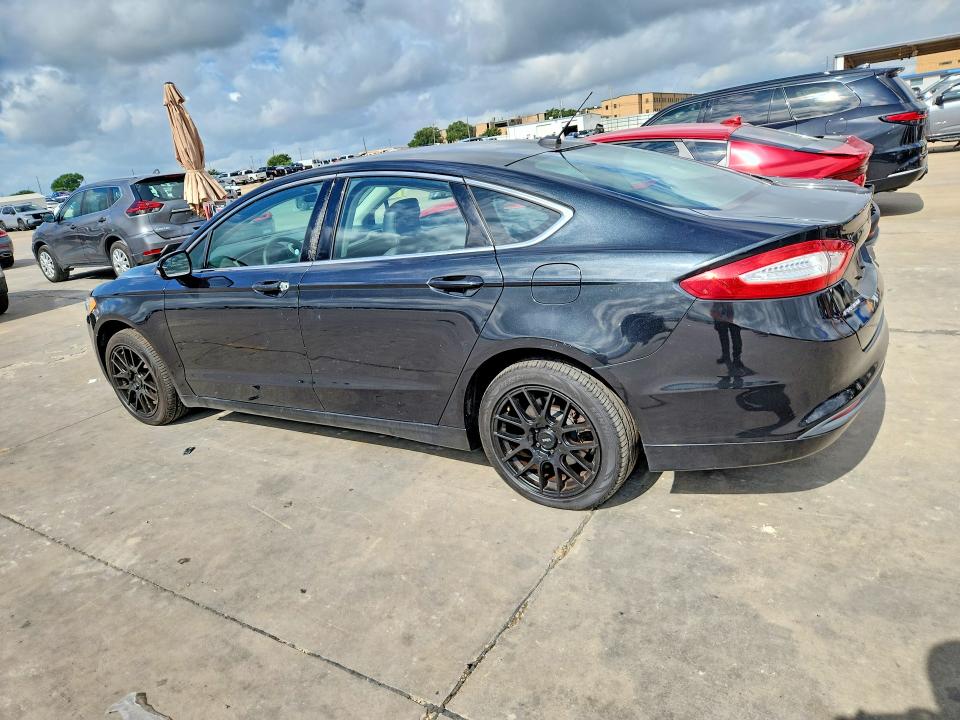 56989086 :رقم المزاد ، 3FA6P0HD0FR258658 vin ، 2015 Ford Fusion مزاد بيع