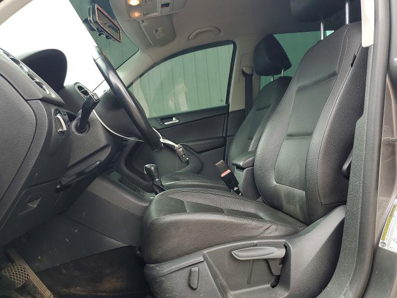 57031586 :رقم المزاد ، WVGBV3AX3EW549568 vin ، 2014 Volkswagen Tiguan مزاد بيع