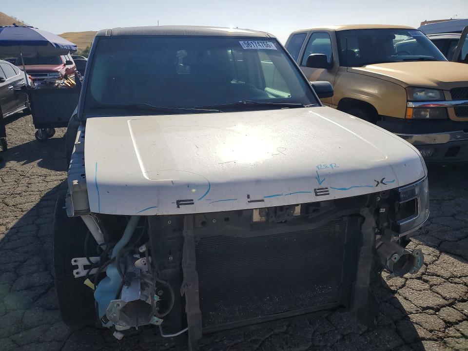 56174766 :رقم المزاد ، 2FMGK5C88JBA16840 vin ، 2018 Ford Flex مزاد بيع