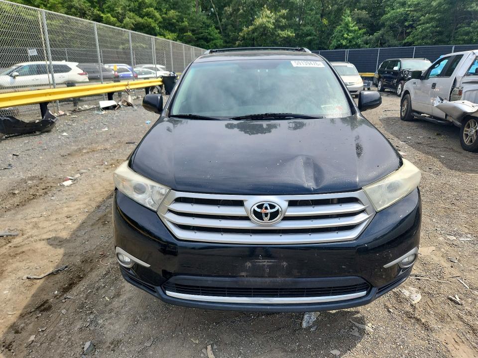 59139476 :رقم المزاد ، 5TDDK3EH1BS077035 vin ، 2011 Toyota Highlander مزاد بيع