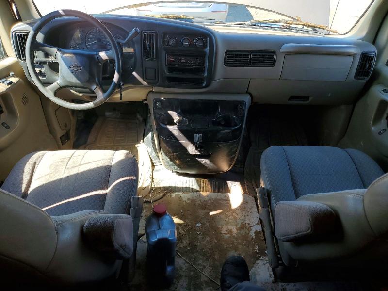 2002 Chevrolet Express G1500 მანქანა იყიდება აუქციონზე, vin: 1GCFG15R021194402, აუქციონის ნომერი: 58561616