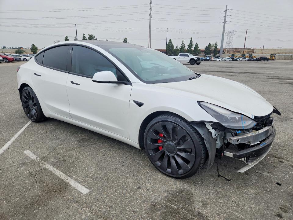 56862476 :رقم المزاد ، 5YJ3E1EC9MF077884 vin ، 2021 Tesla Model 3 مزاد بيع