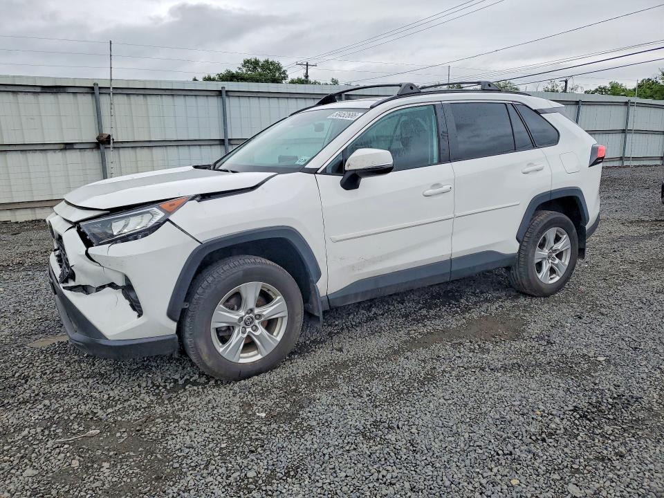 2021 Toyota Rav4 მანქანა იყიდება აუქციონზე, vin: 2T3P1RFV6MC240367, აუქციონის ნომერი: 58452686