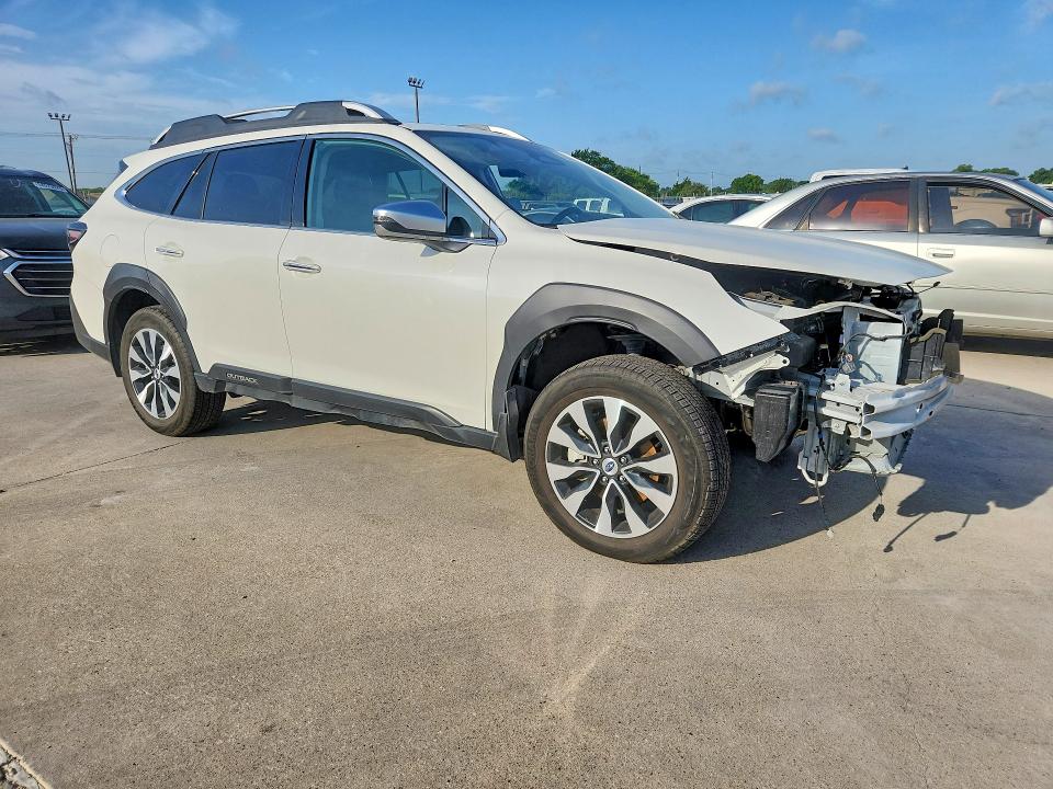 58207886 :رقم المزاد ، 4S4BTAPC8R3201657 vin ، 2024 Subaru Outback مزاد بيع