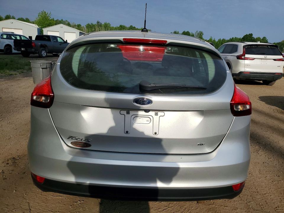 55647366 :رقم المزاد ، 1FADP3K26JL262933 vin ، 2018 Ford Focus مزاد بيع