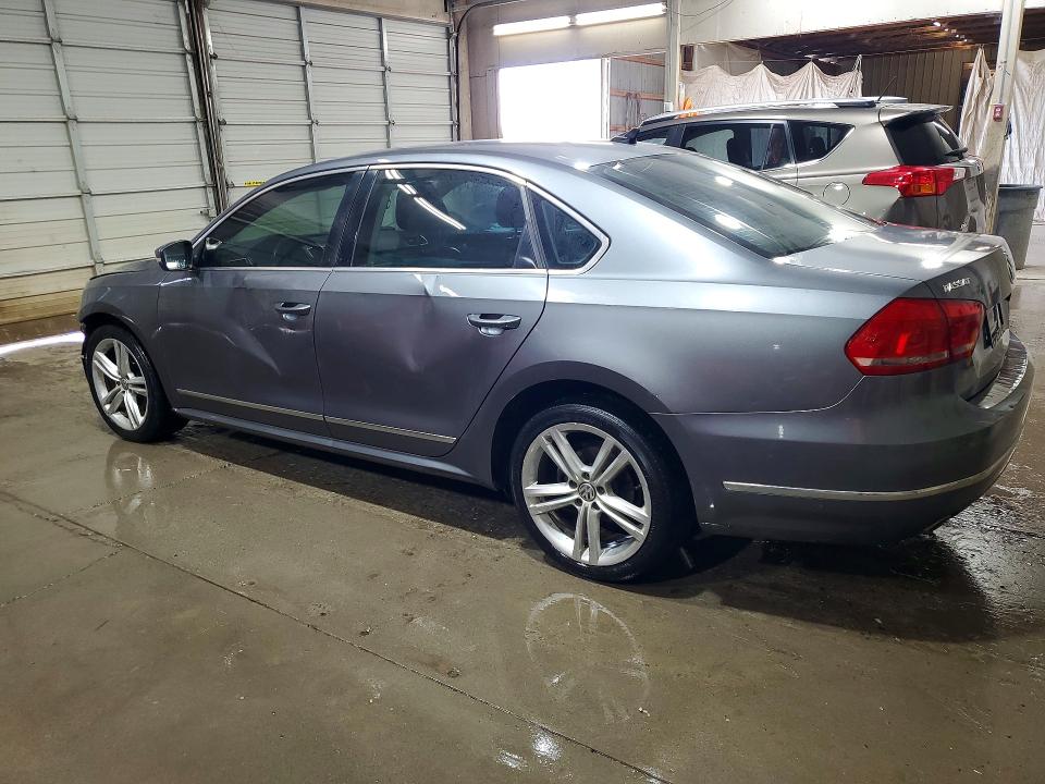 2015 Volkswagen Passat მანქანა იყიდება აუქციონზე, vin: 1VWCV7A32FC086268, აუქციონის ნომერი: 57243396