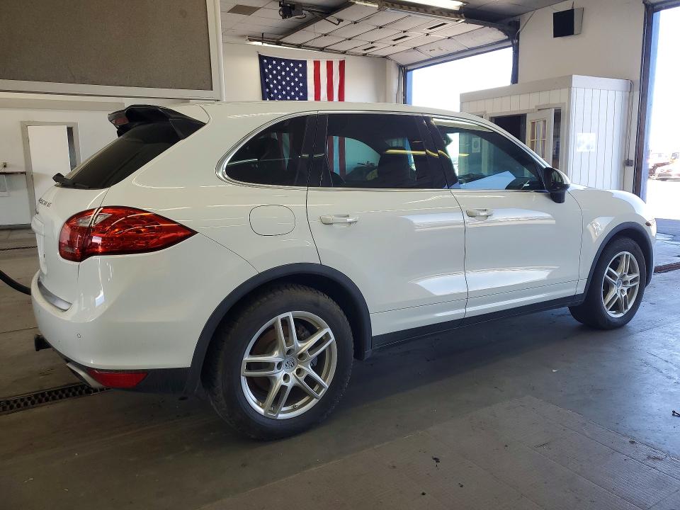 2013 Porsche Cayenne მანქანა იყიდება აუქციონზე, vin: WP1AA2A28DLA09822, აუქციონის ნომერი: 58293536