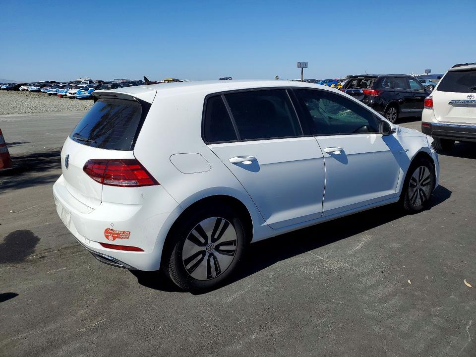 Продажа на аукционе авто 2017 Volkswagen E-golf, vin: WVWPR7AUXHW954648, номер лота: 55931316