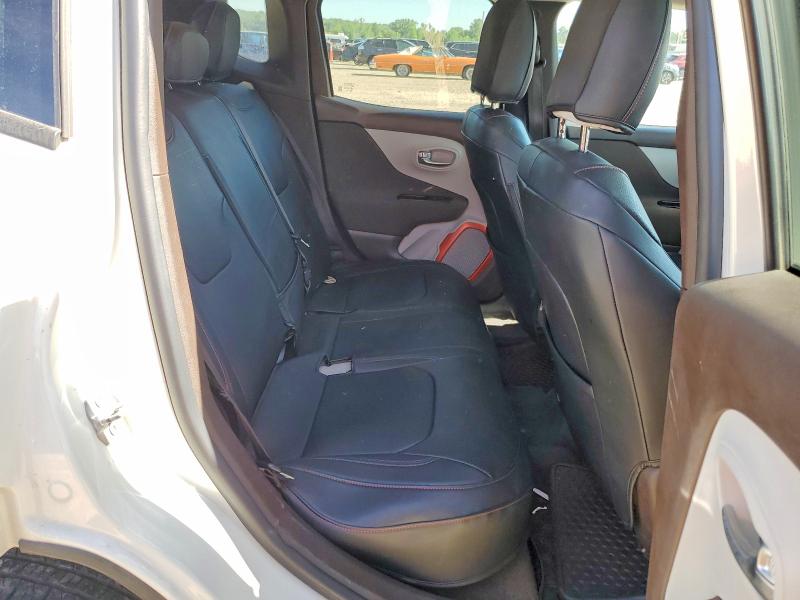 57127766 :رقم المزاد ، ZACCJBBT2GPE25804 vin ، 2016 Jeep Renegade مزاد بيع