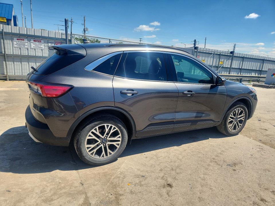 2020 Ford Escape მანქანა იყიდება აუქციონზე, vin: 1FMCU9H97LUB81163, აუქციონის ნომერი: 58647286