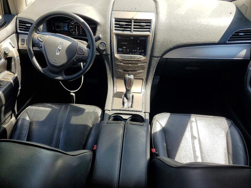 2011 Lincoln Mkx მანქანა იყიდება აუქციონზე, vin: 2LMDJ8JKXBBJ12870, აუქციონის ნომერი: 55943976