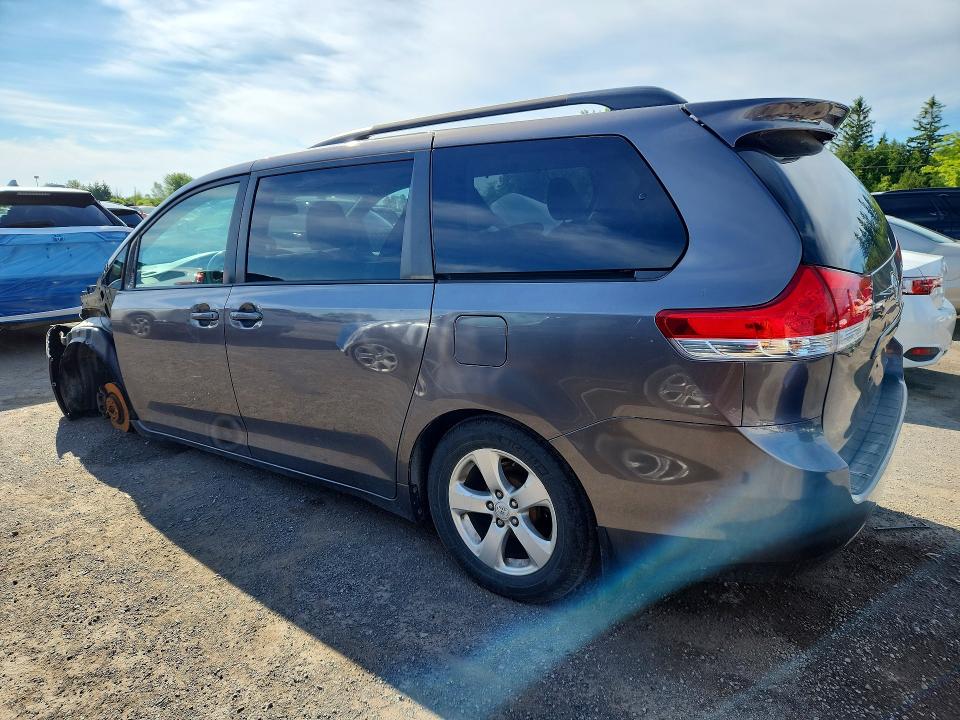 Продажа на аукционе авто 2014 Toyota Sienna, vin: 5TDKK3DC4ES409261, номер лота: 56524336