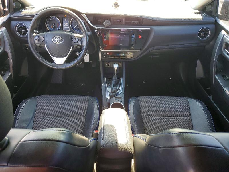 57206136 :رقم المزاد ، 2T1BURHE0JC060580 vin ، 2018 Toyota Corolla مزاد بيع