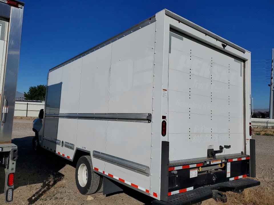 57410266 :رقم المزاد ، 7GZ37TC70NN009538 vin ، 2022 Gmc Savana مزاد بيع