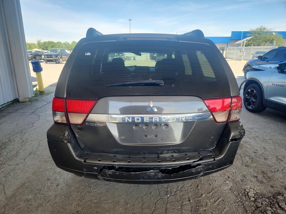 55725766 :رقم المزاد ، 4A4JM2AS2AE013432 vin ، 2010 Mitsubishi Endeavor مزاد بيع