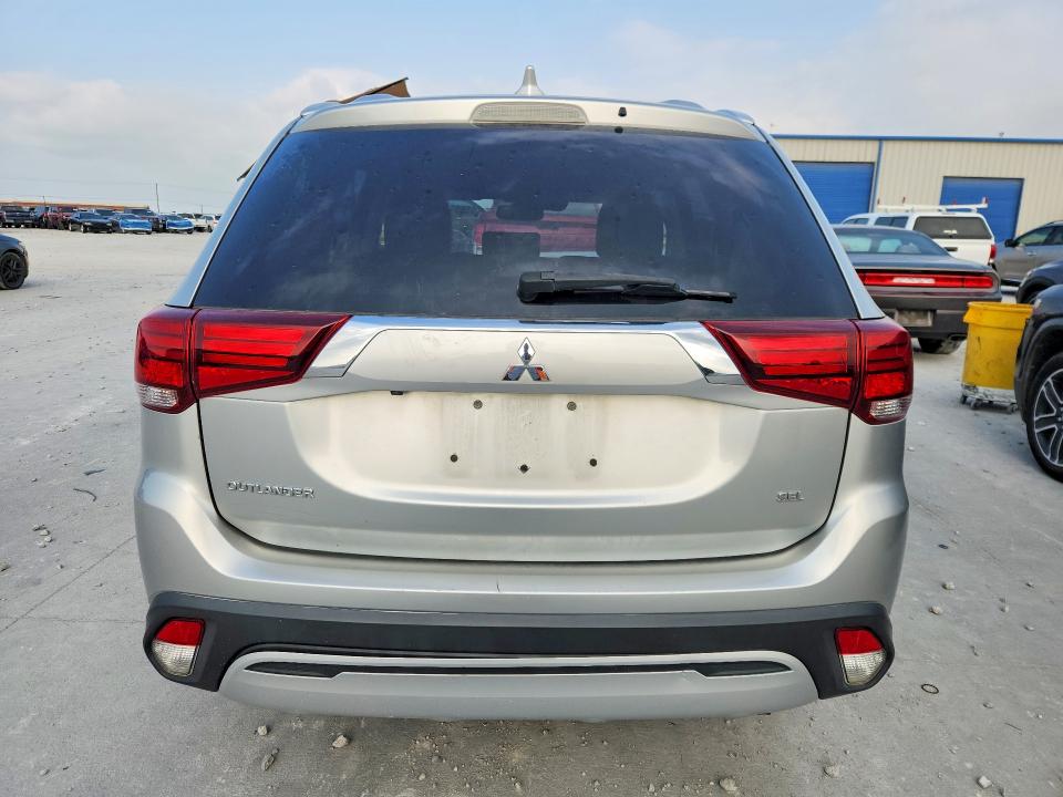 Продажа на аукционе авто 2020 Mitsubishi Outlander, vin: JA4AD3A34LZ025299, номер лота: 58014826