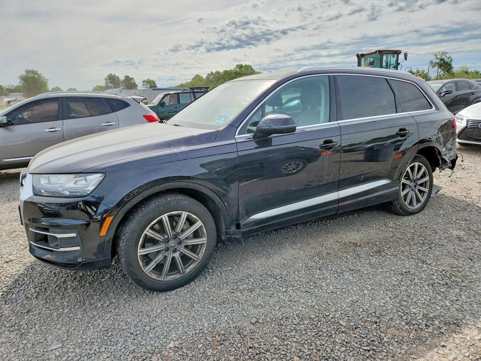 57720626 :رقم المزاد ، WA1VAAF77JD020540 vin ، 2018 Audi Q7 مزاد بيع