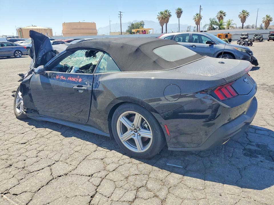 54397606 :رقم المزاد ، 1FAGP8UH4T5112760 vin ، 2026 Ford Mustang مزاد بيع