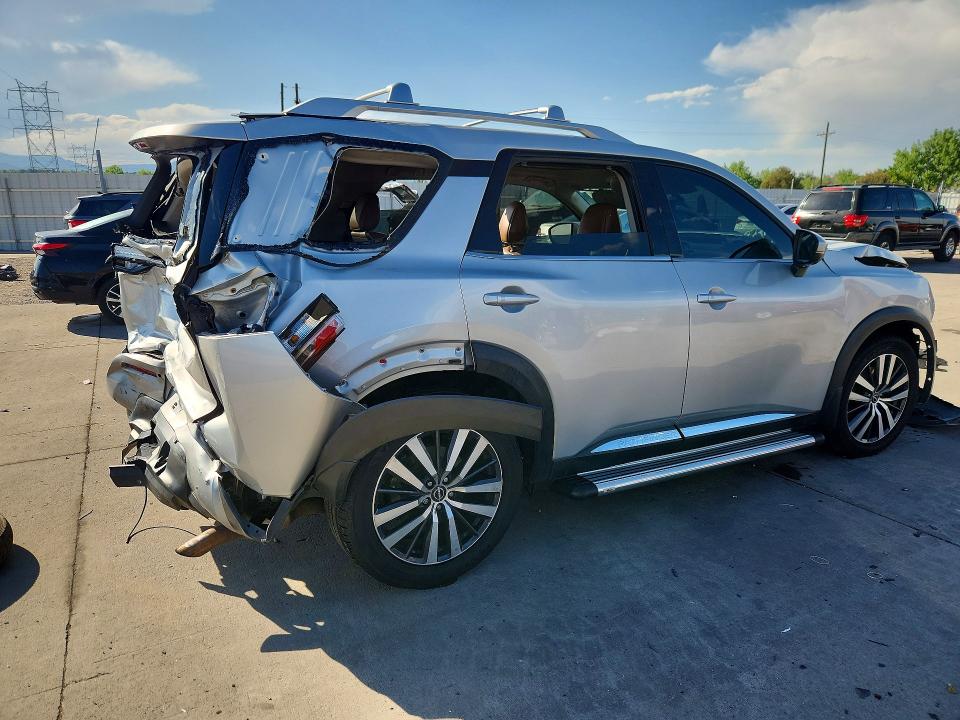 55748076 :رقم المزاد ، 5N1DR3DK5NC229277 vin ، 2022 Nissan Pathfinder مزاد بيع