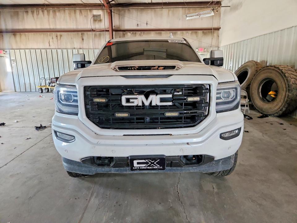 58623456 :رقم المزاد ، 3GTU2NEC3JG306408 vin ، 2018 Gmc Sierra مزاد بيع