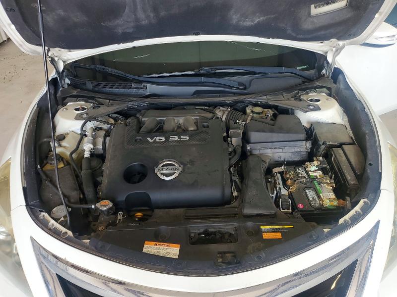 2015 Nissan Altima მანქანა იყიდება აუქციონზე, vin: 1N4BL3AP2FC125222, აუქციონის ნომერი: 55730956