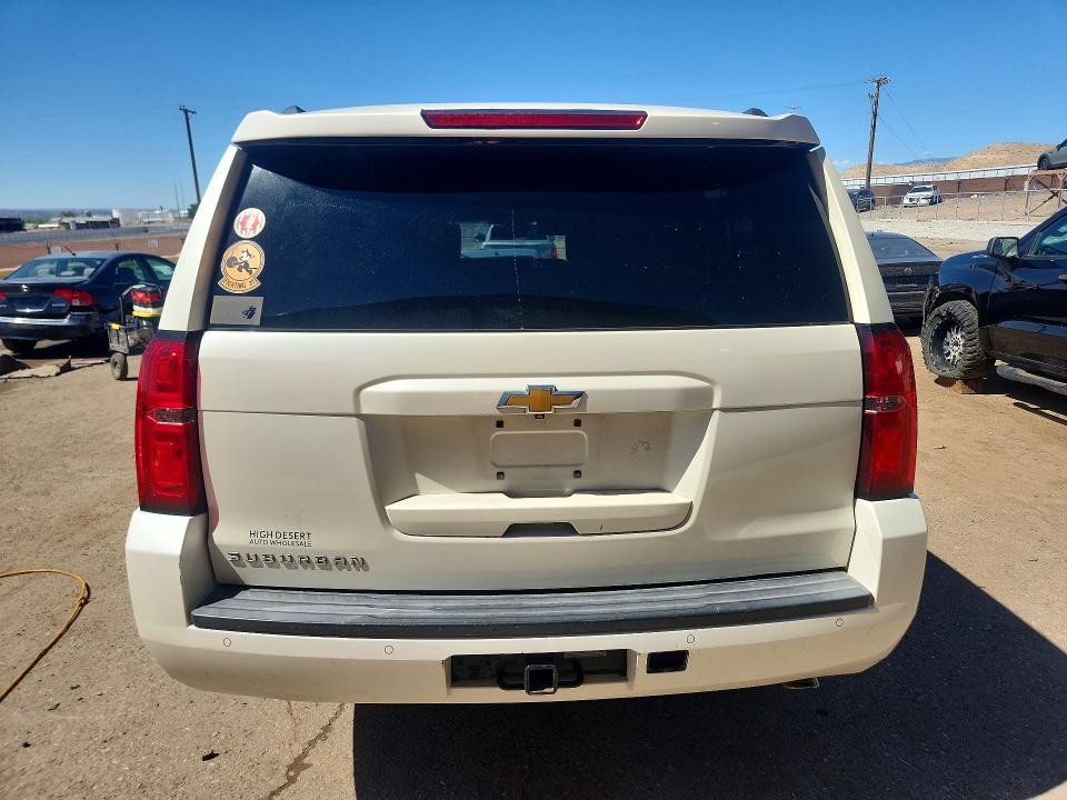 56655836 :رقم المزاد ، 1GNSCJKC2FR303807 vin ، 2015 Chevrolet Suburban مزاد بيع