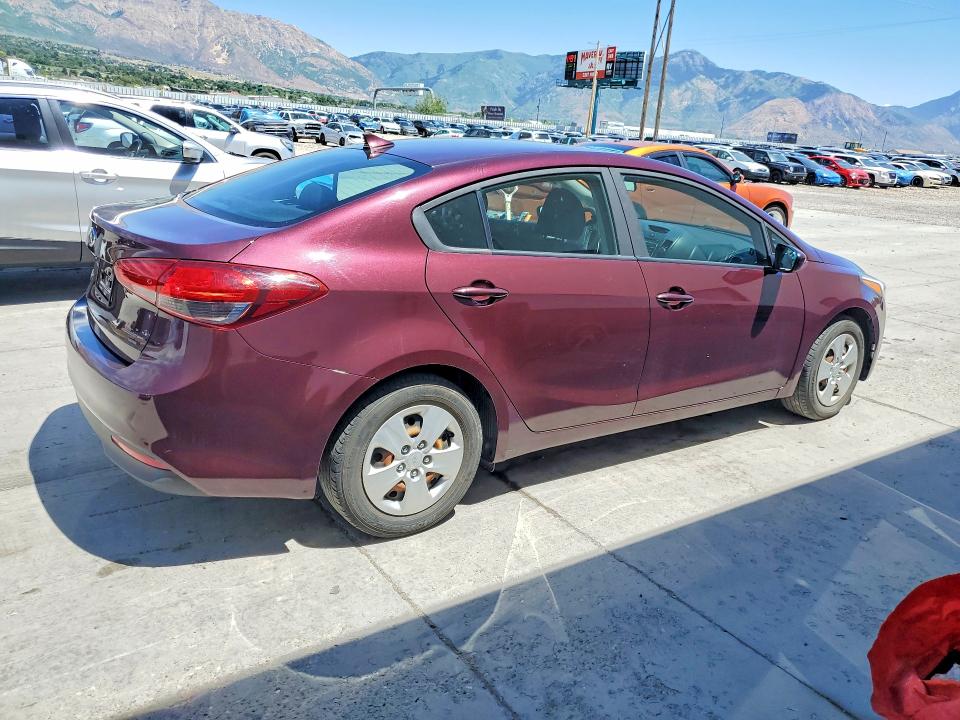 Продаж на аукціоні авто 2018 Kia Forte, vin: 3KPFK4A79JE208698, номер лоту: 55639076