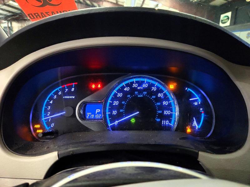 58784856 :رقم المزاد ، 5TDDK3DC0ES090711 vin ، 2014 Toyota Sienna مزاد بيع