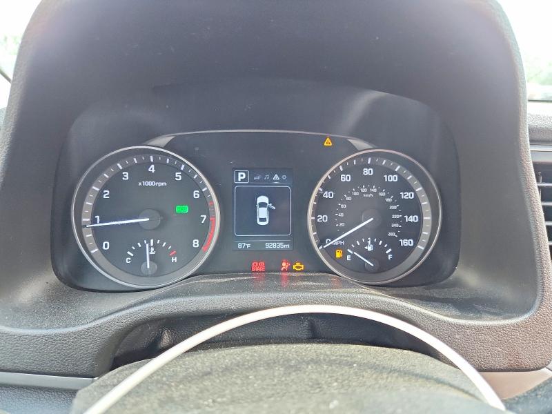57826256 :رقم المزاد ، 5NPD84LF2JH267405 vin ، 2018 Hyundai Elantra مزاد بيع